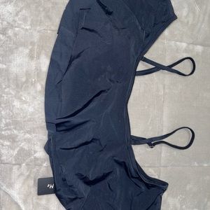 NWT Off the shoulder bikini top medium